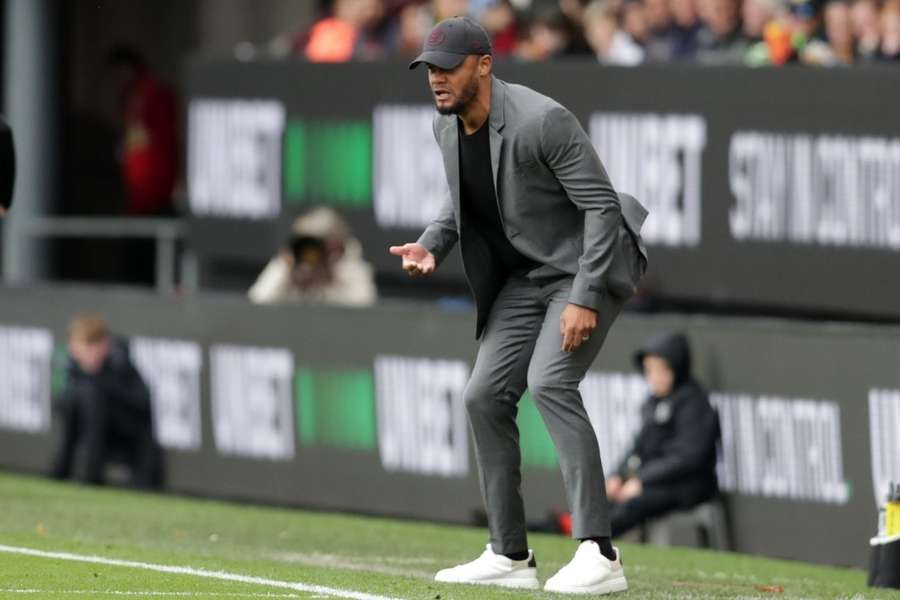 Bayern Munich coach Kompany refutes media reports about De Ligt