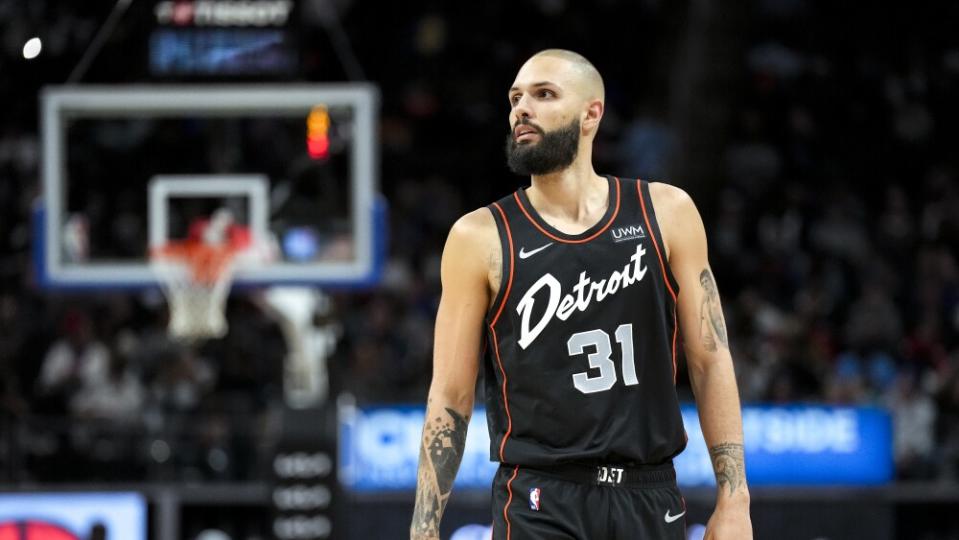 Evan Fournier Chooses to Pursue Playing in Europe over Mentoring Young Wizards