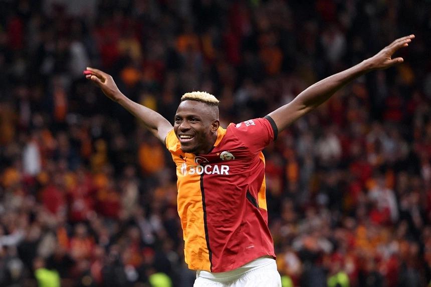 Galatasaray Defeats Spurs to Claim Top Spot in Europa League Standings