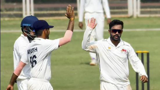 Shams Mulani leads Mumbai towards an innings victory